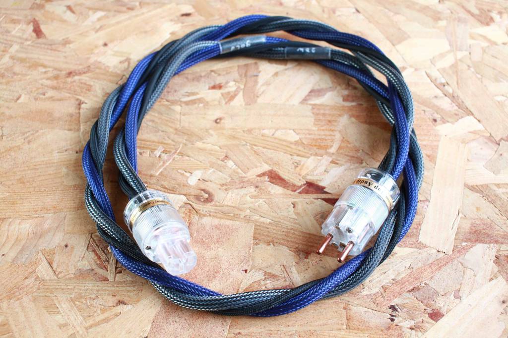 M-WaY Cables AC stroomkabel:  2DW Gold MC